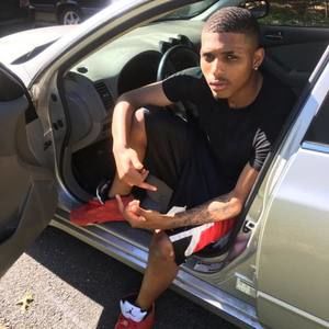 Meet your Posher, Micah